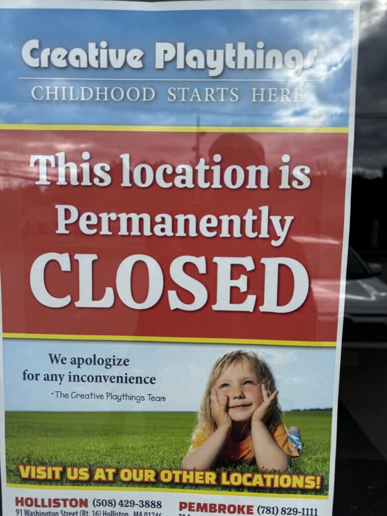 A notice that says that says, " Creative Playthings, This location is permanently CLOSED." It also includes the locations of the two closest Creative Playthings stores.